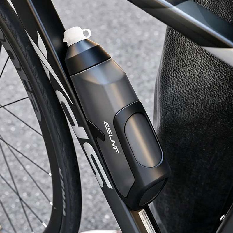 AeroSip™ Aerodynamic Hydration Bottle